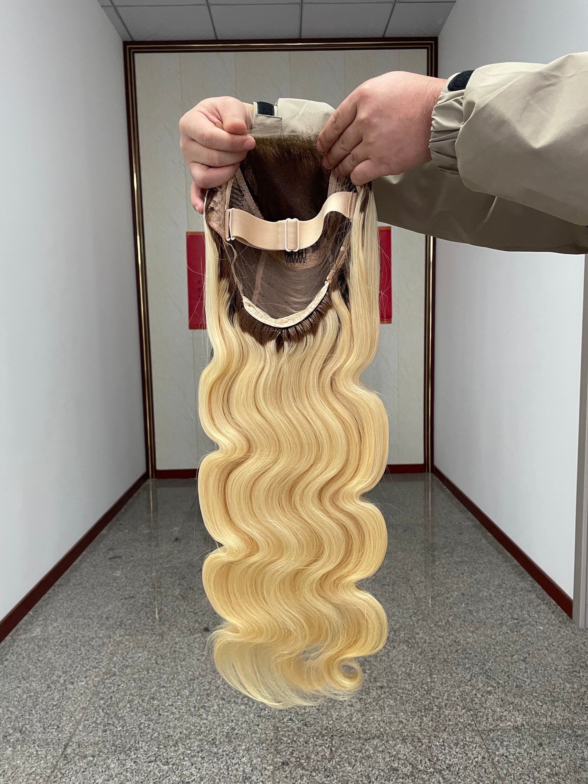 One Single Donor Raw Hair Wig Blonde 613 Wig with Dark Root